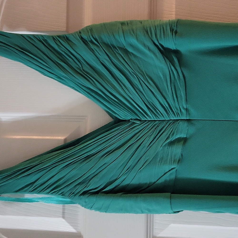 Dress - Picture 2 of 6